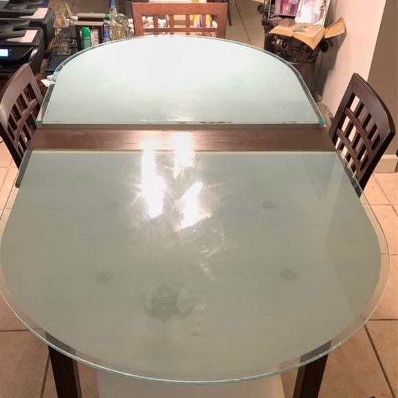 Dining room set - Picture 2 of 3